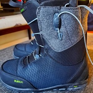 Burton 8.5 Ritual boots with HEATED liners